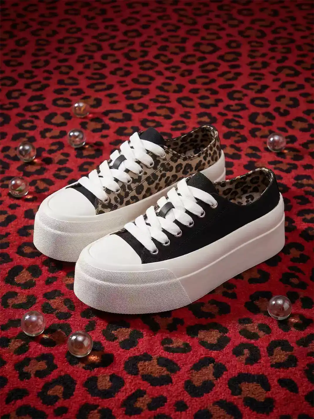 LeStream | Low-Top Color Block Leopard Print Canvas Shoes