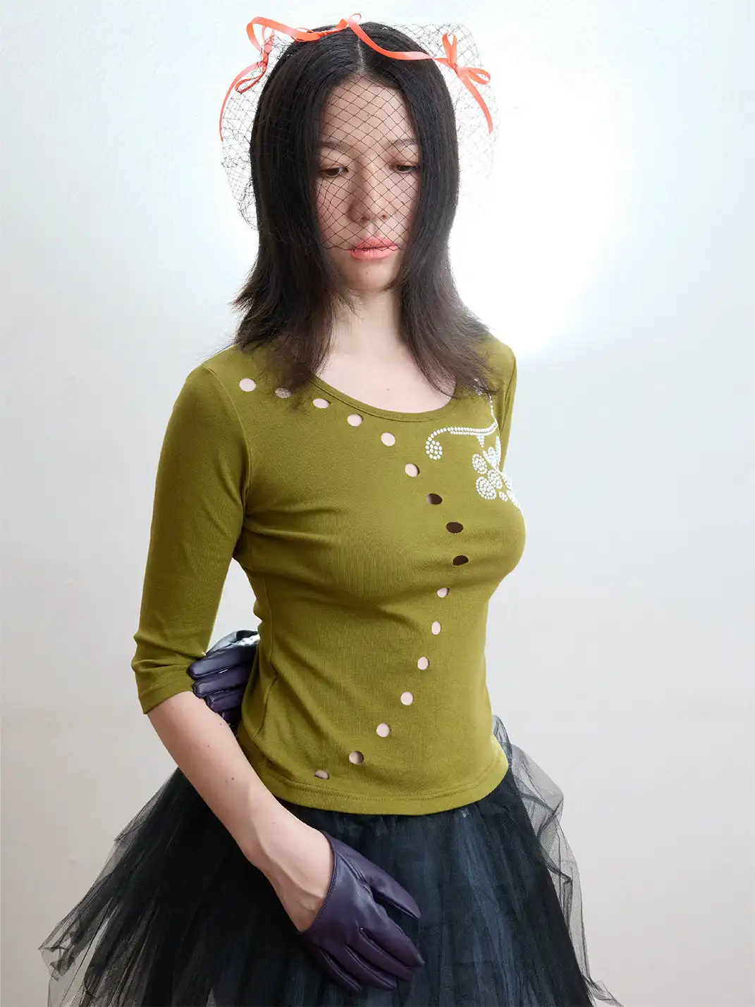 Zenlulu | Cutout Ceramic Grape T-Shirt