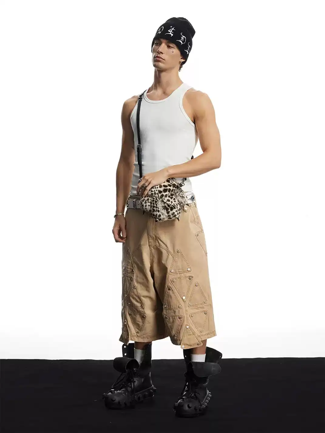 DND4DES | Heavy-Duty Loose Cargo Cropped Capri Pants