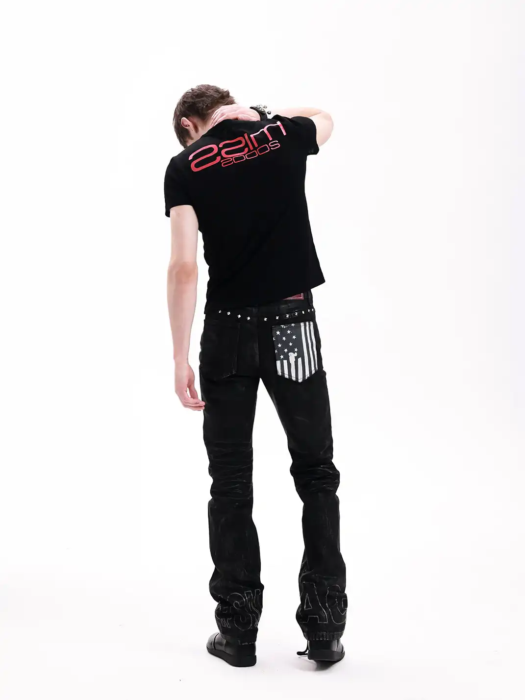 DETW | Henry Collar T-Shirt With Skull Rhinestone Embroidery Print