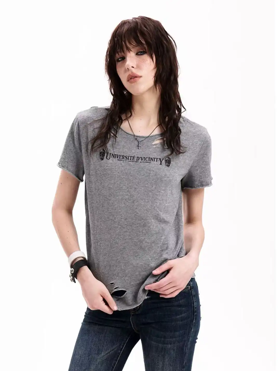 DETW | Rolled Edge Distressed T-Shirt