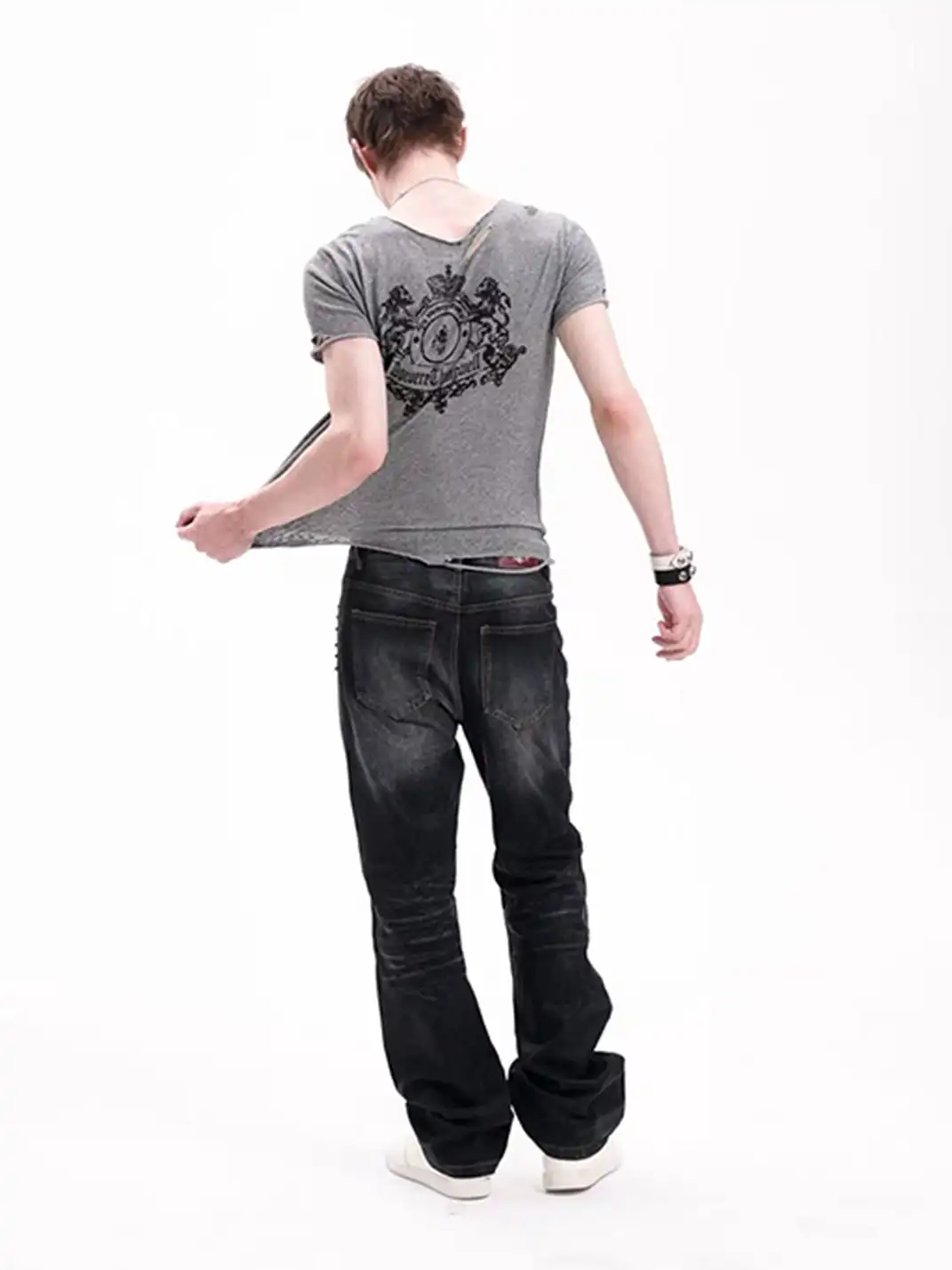 DETW | Rolled Edge Distressed T-Shirt