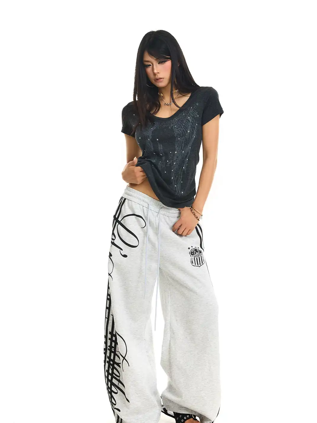JHYWZD | V-Neck Rhinestone T-Shirt