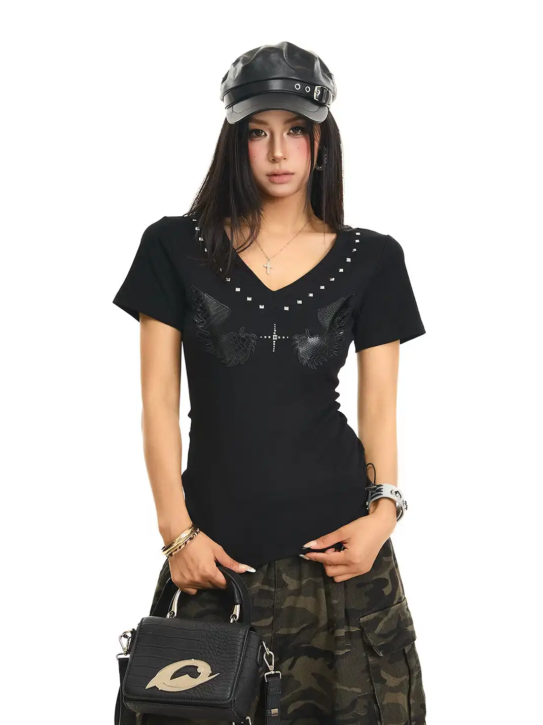JHYWZD | V-Neck T-Shirt With Rivet Wing Print