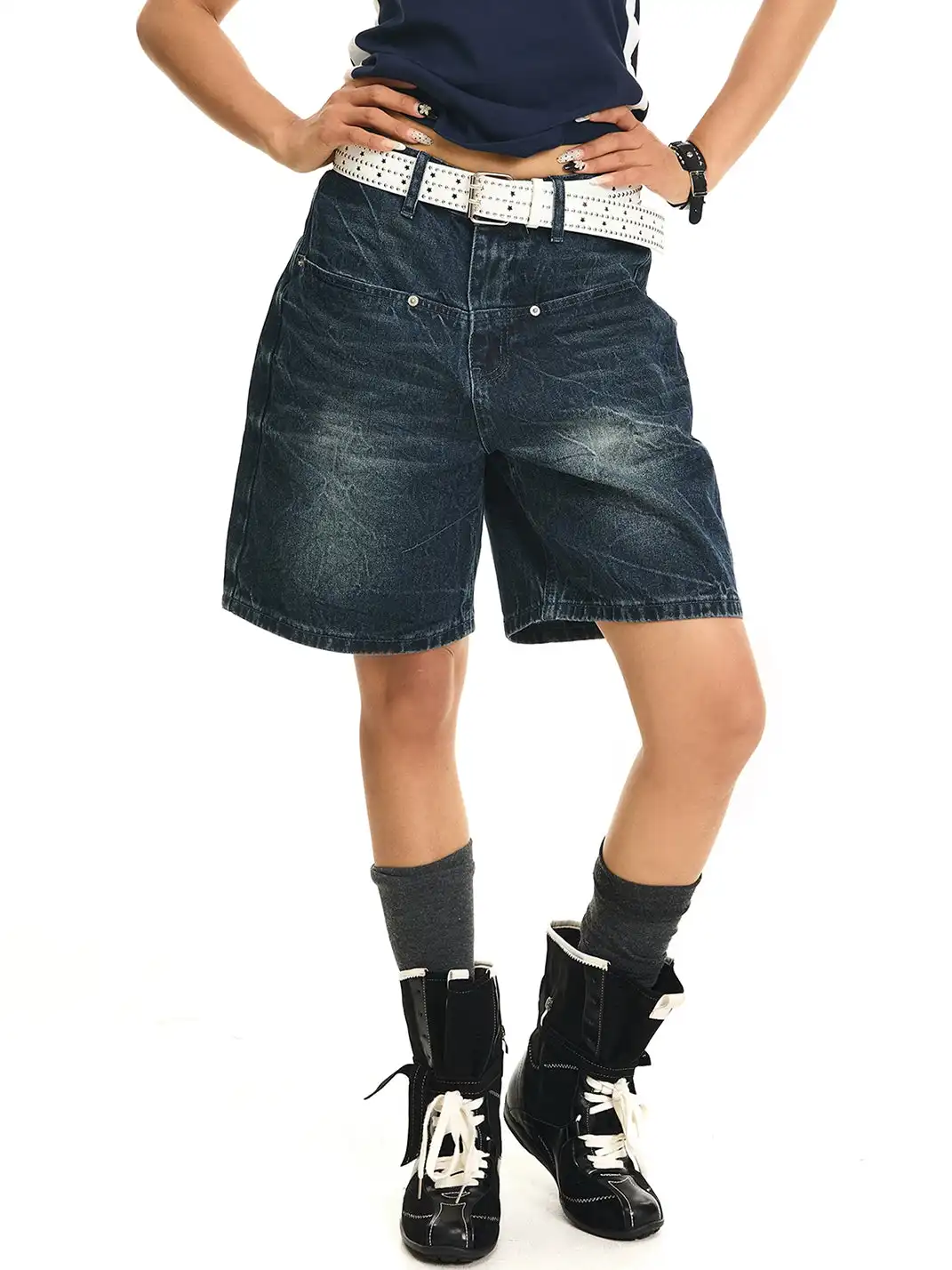 JHYWZD | Washed Crack Straight Denim Shorts