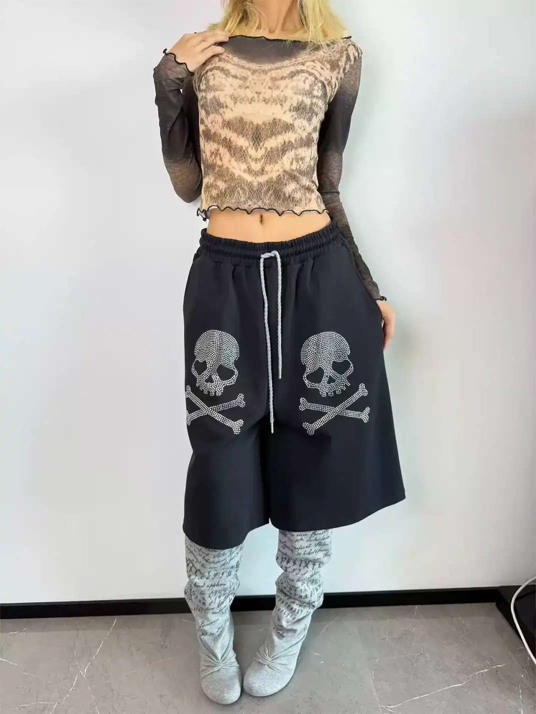 Furchin | Skull Rhinestone Capri Pants