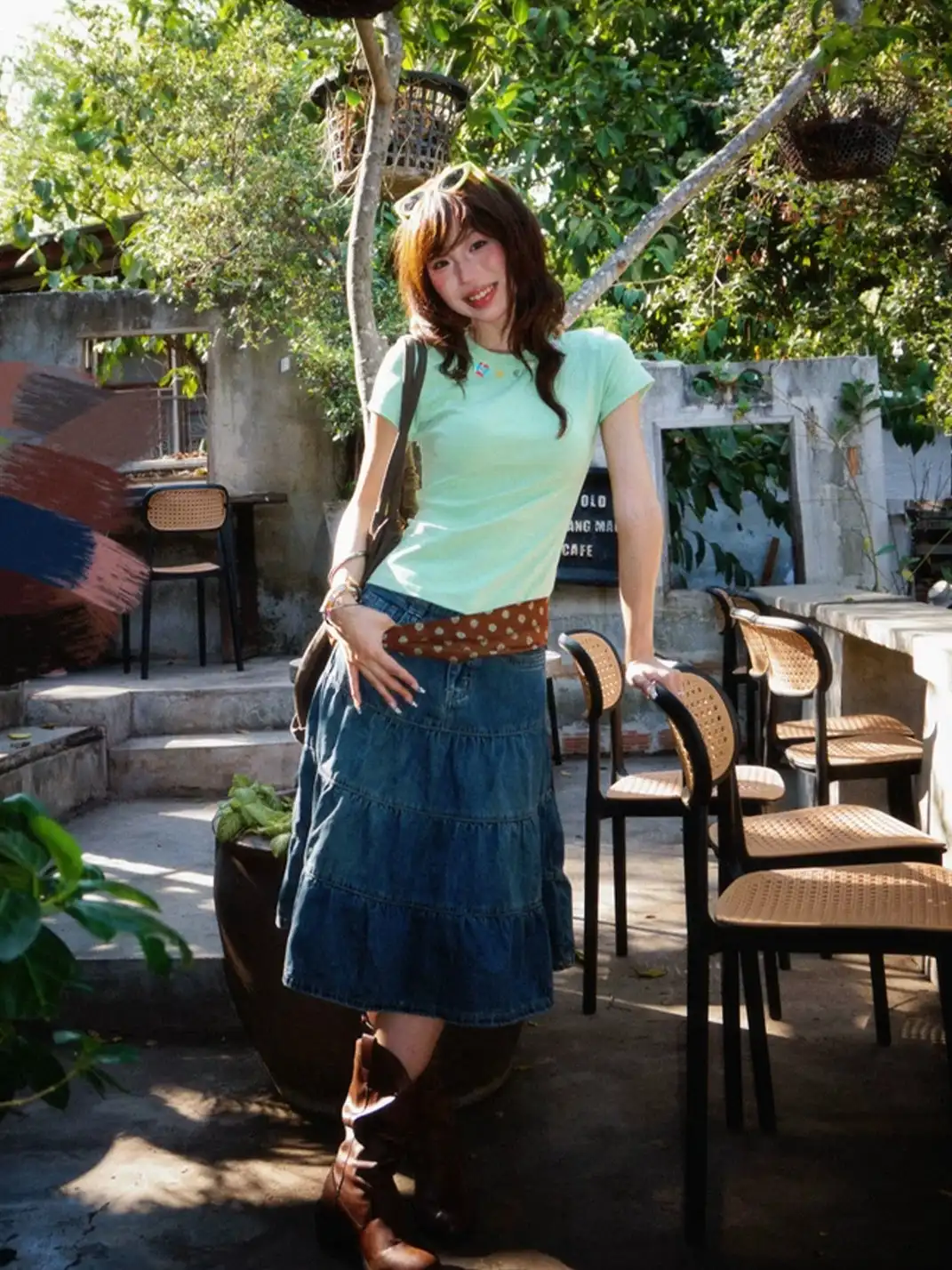 YOUNG STAGE | Fruit Buttons Shoulder-Fitted Short Sleeve T-Shirt
