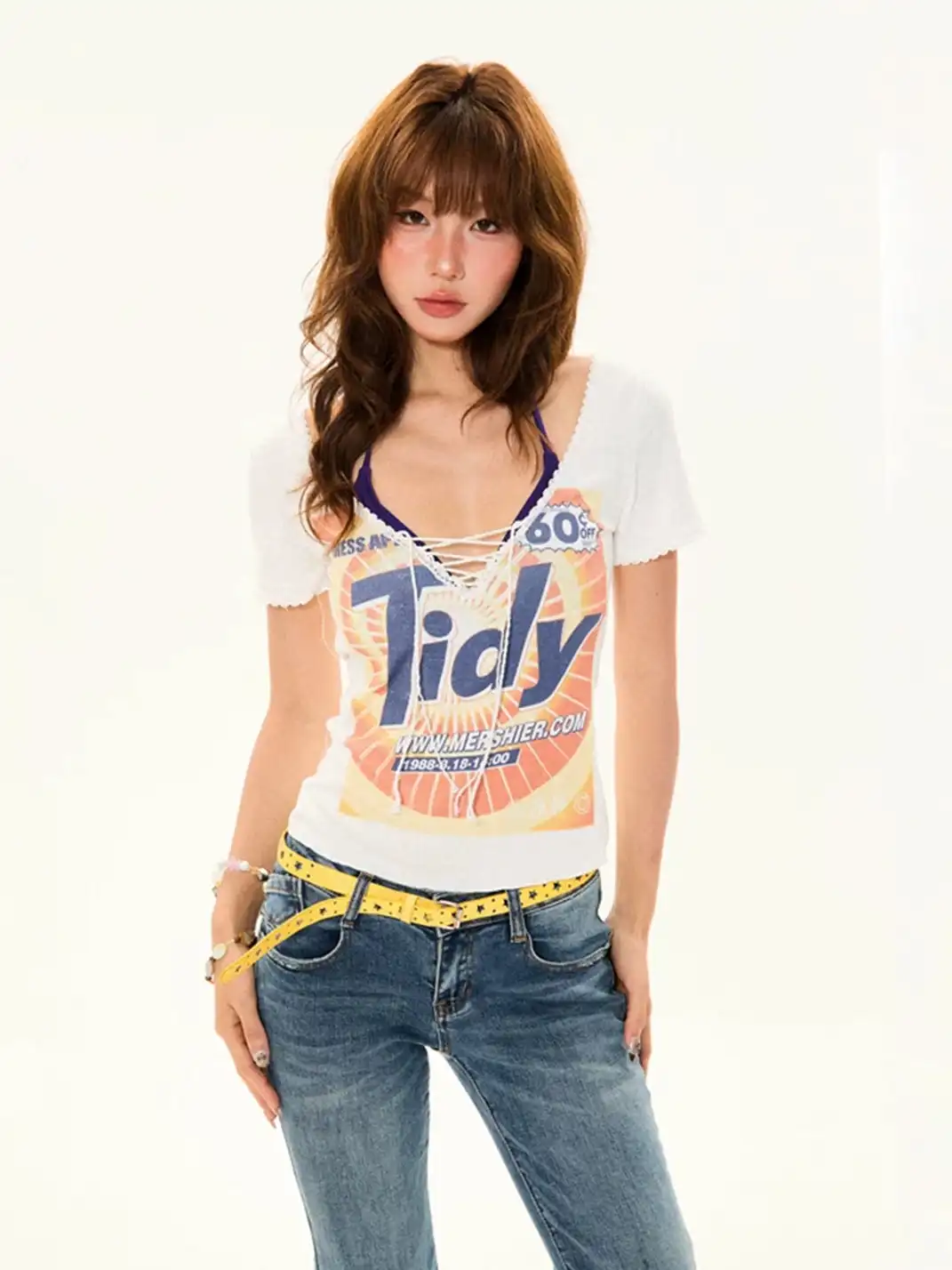 YOUNG STAGE | Letter Print Lace-Up V-Neck T-Shirt