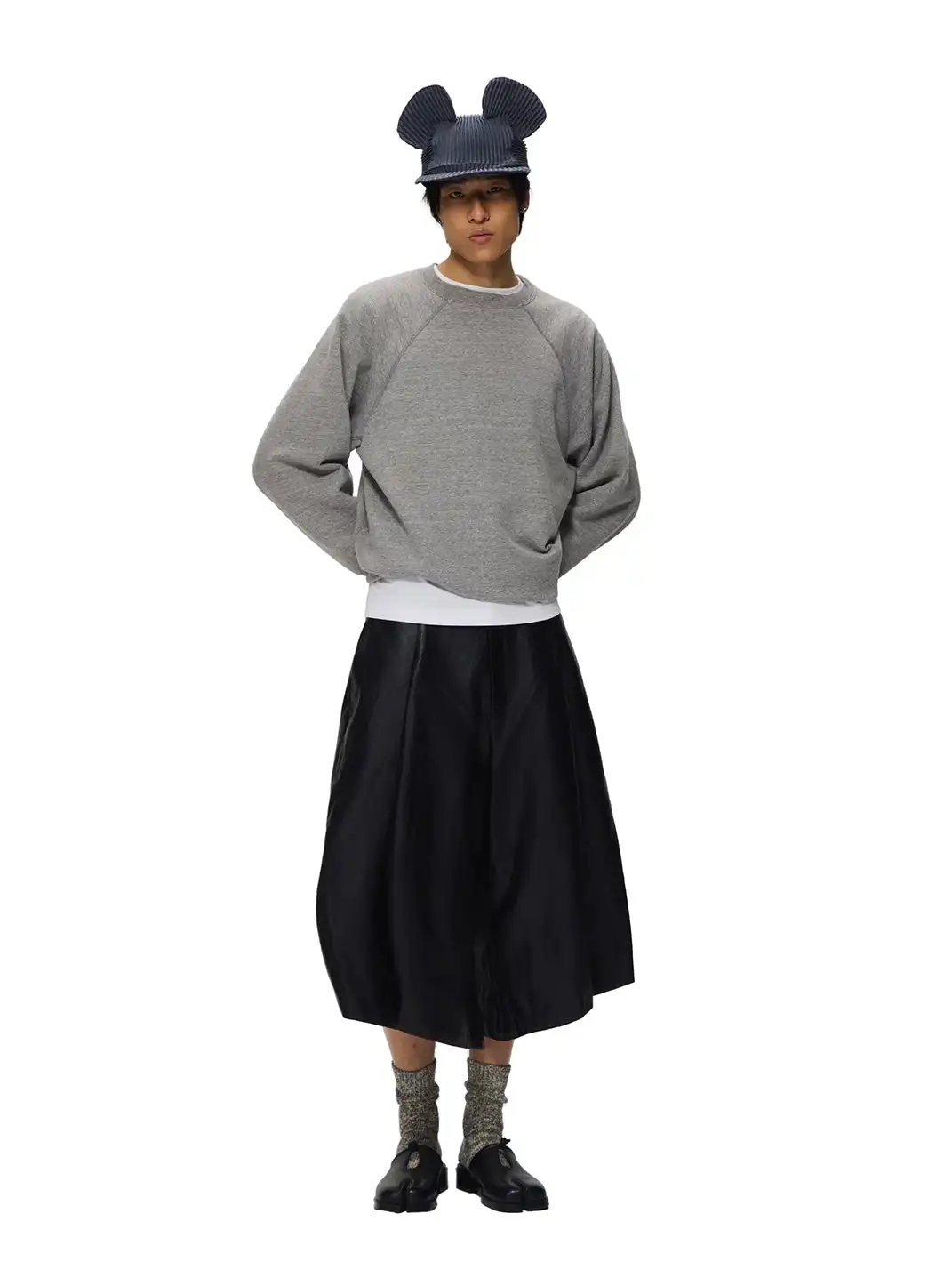 6CRAYON | Elastic Waist Spliced 3D Pleated PU Capri Shorts