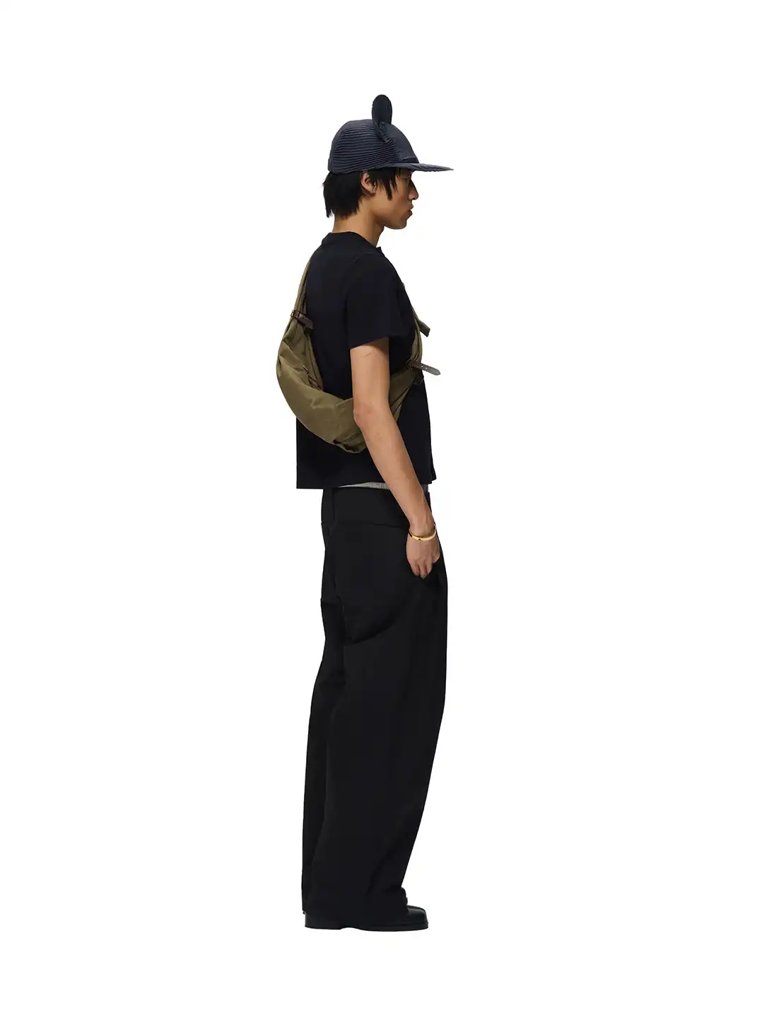 6CRAYON | Staggered Splicing Flocked Print Knit T-Shirt-Black