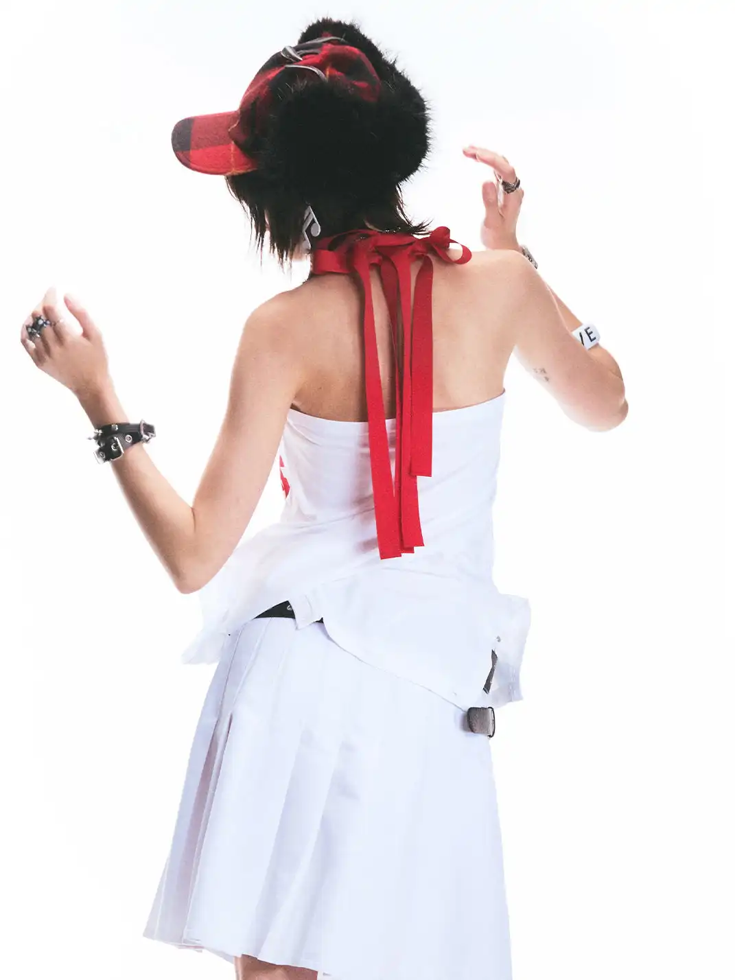 Fruitanari | Red Slogan Ribbon T-Shirt