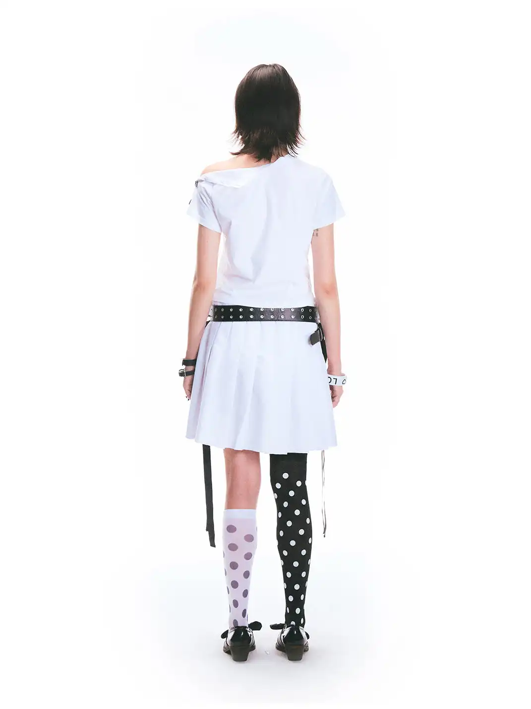 Fruitanari | Black Slogan Ribbon T-Shirt