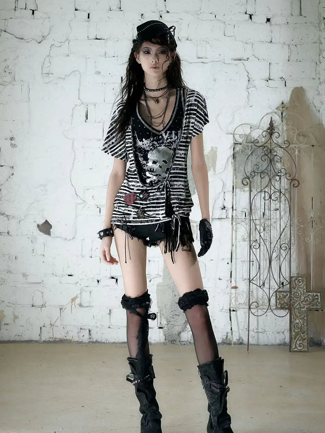 NO ROMANCE | Punk Fake Two-Piece Asymmetric Sleeve Printed T-Shirt