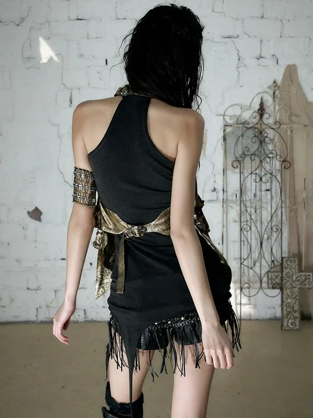 NO ROMANCE | Fake Two-Piece Halter Knit Camisole Top