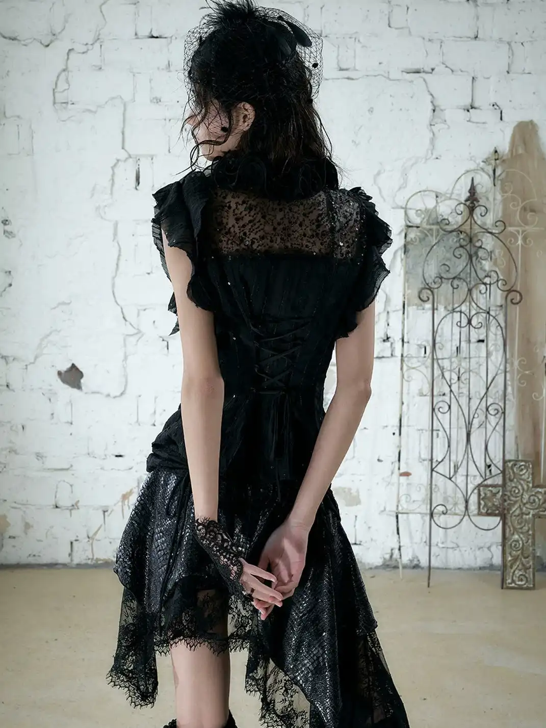NO ROMANCE | Ruffled Sequin Spliced Waist Tie Top