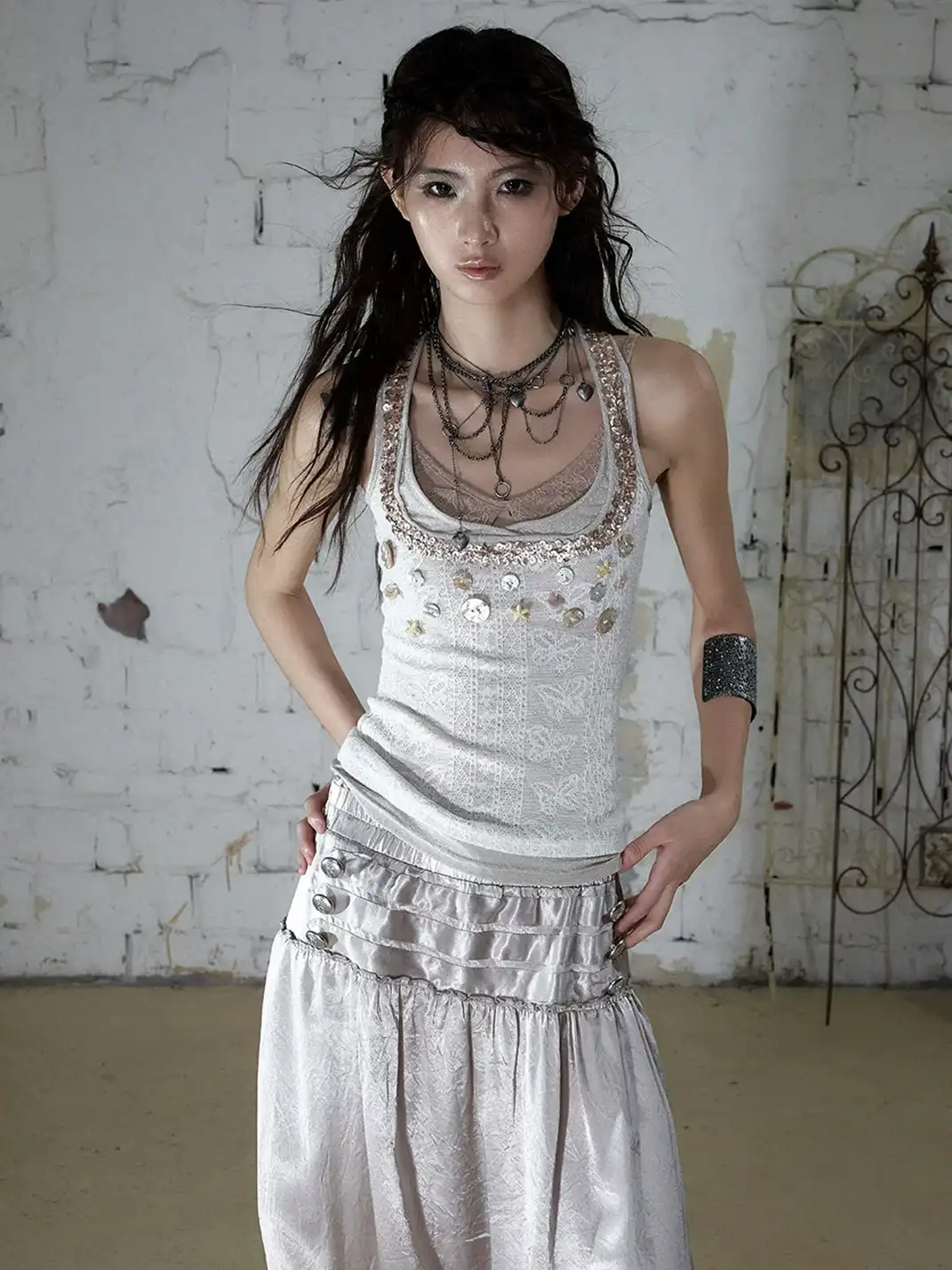 NO ROMANCE | Fake Three-Piece Shell Button Slim Fit Knit Vest