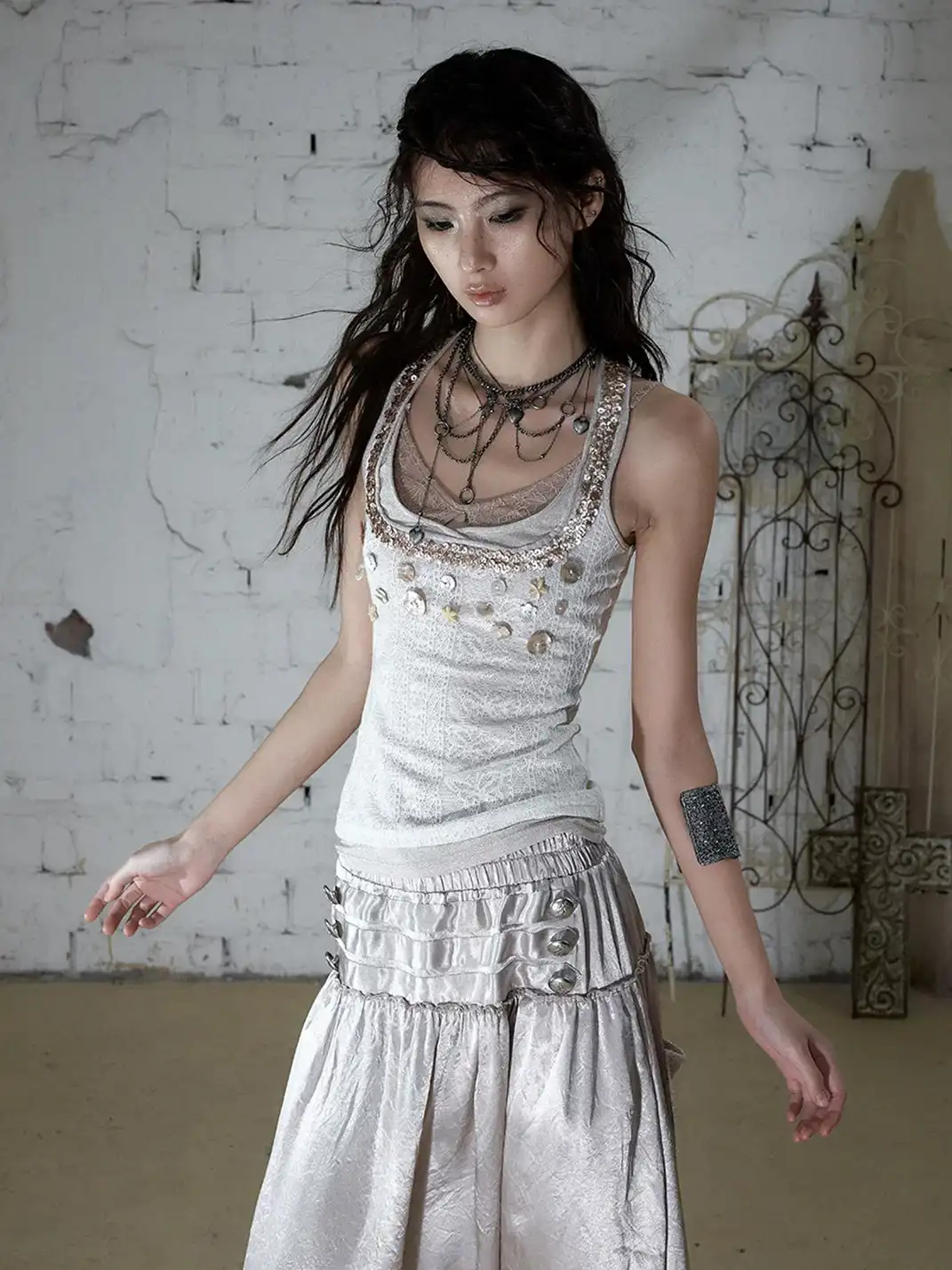 NO ROMANCE | Fake Three-Piece Shell Button Slim Fit Knit Vest