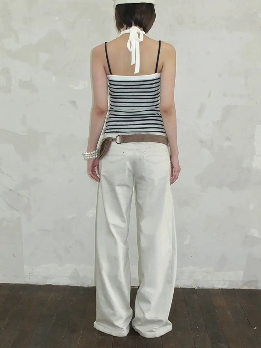 High river | Low-Waist Studded Jeans