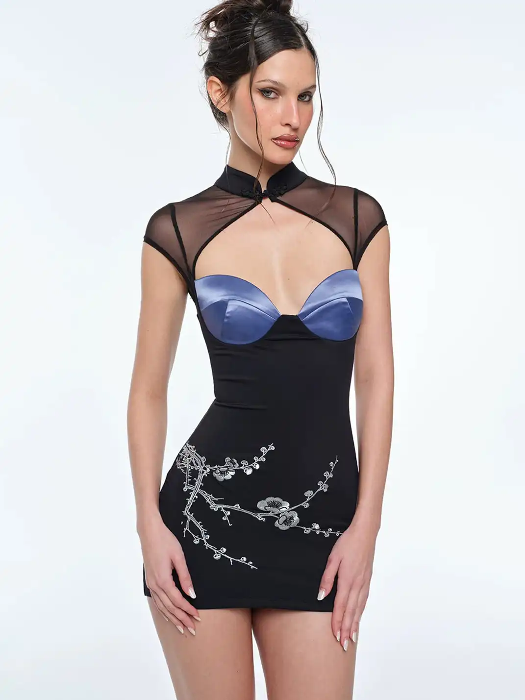 BUM STUDIO | Embroidered Double Layer Padded Waist Dress