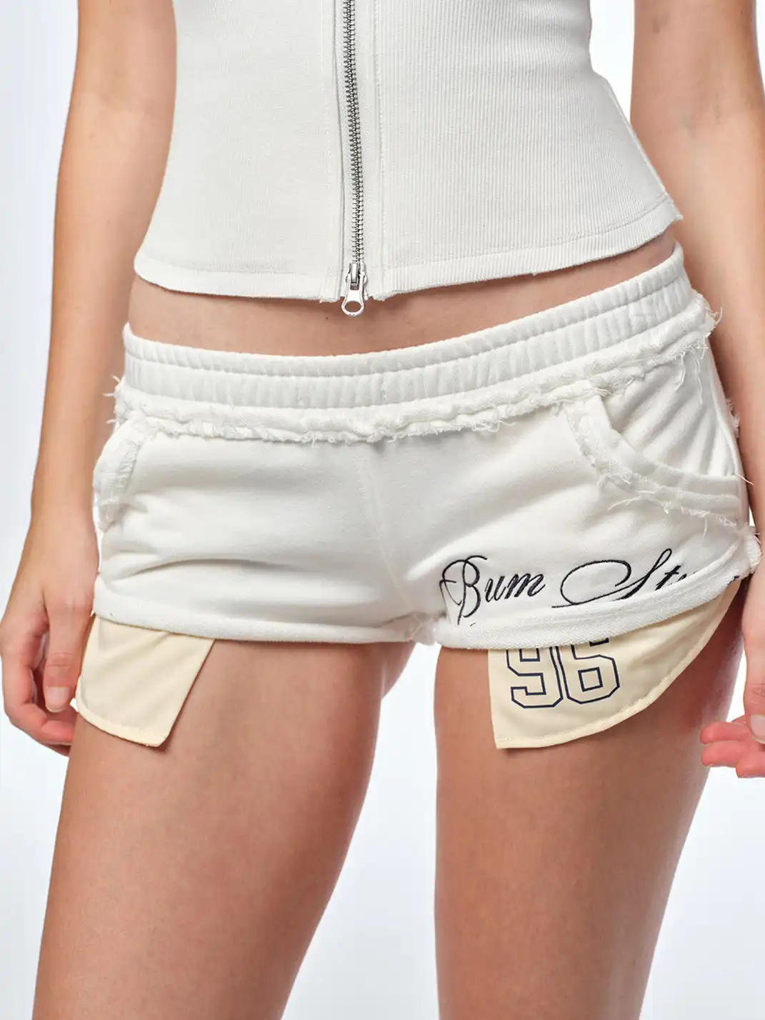 BUM STUDIO |  Embroidered Exposed Pocket Low Waist Shorts
