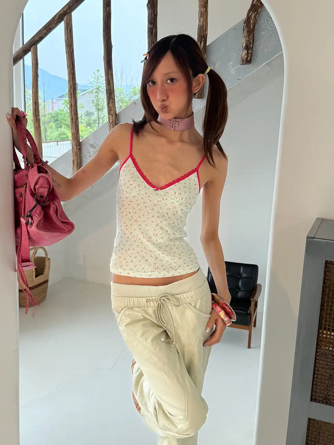 Andivogels | Floral Lace Bow Cami Top
