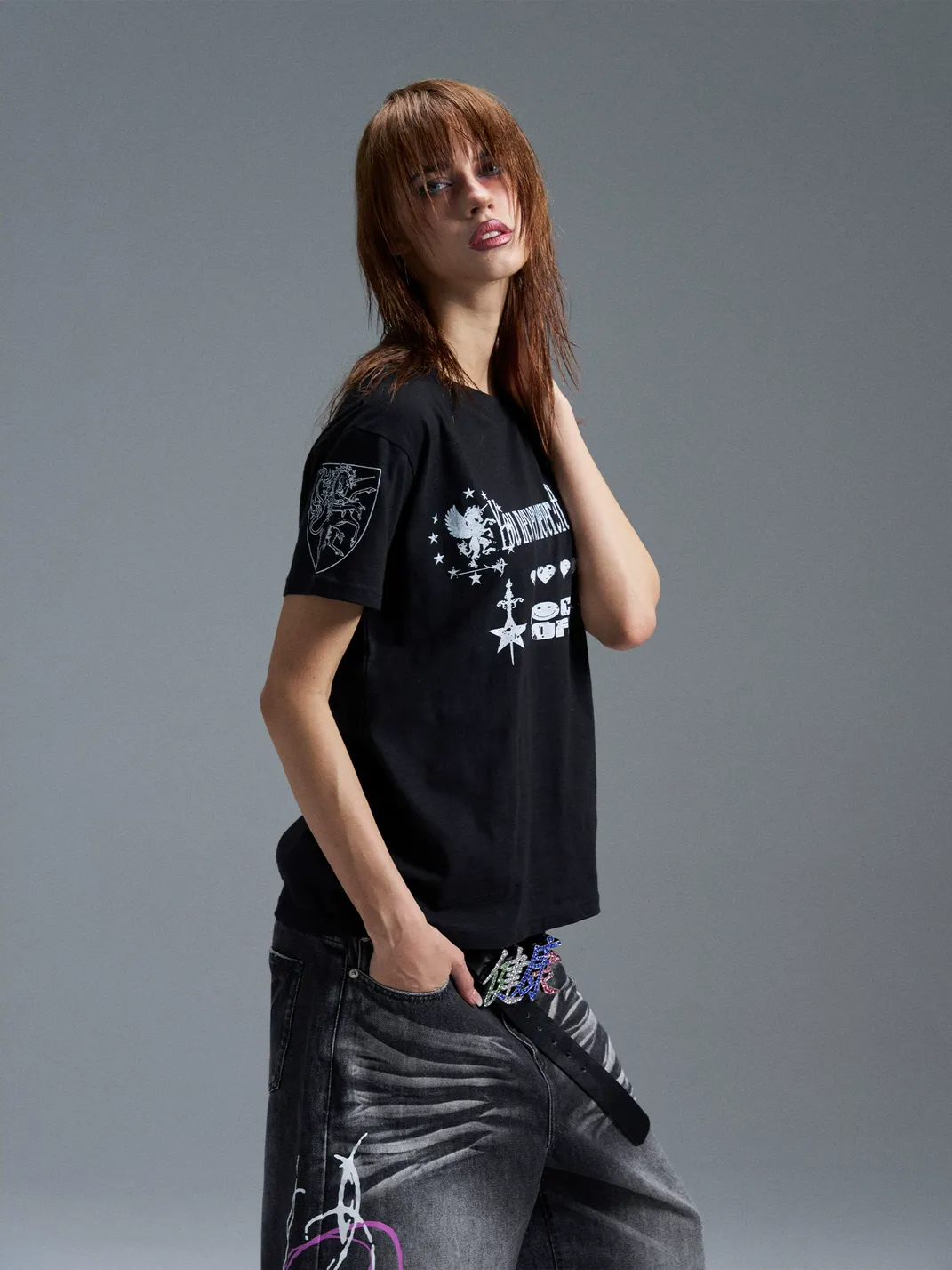 PAIKI | Pegasus Meteor Straight Shoulder Crew Neck T-Shirt