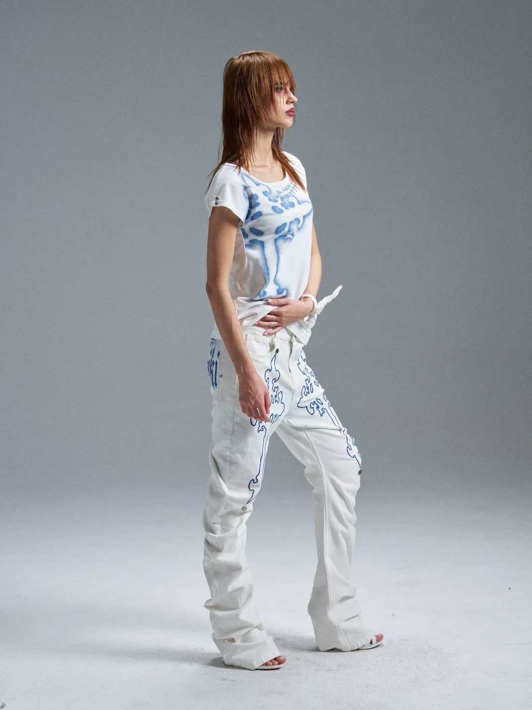 PAIKI | Cross Letter Crew Neck T-Shirt