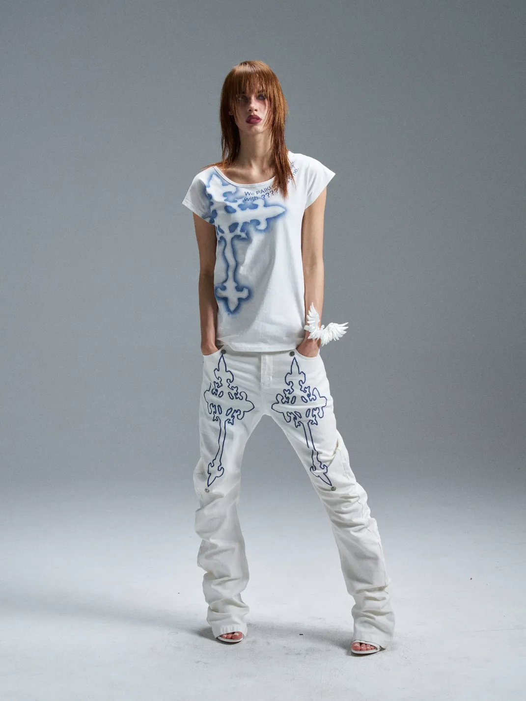 PAIKI | Cross Letter Crew Neck T-Shirt