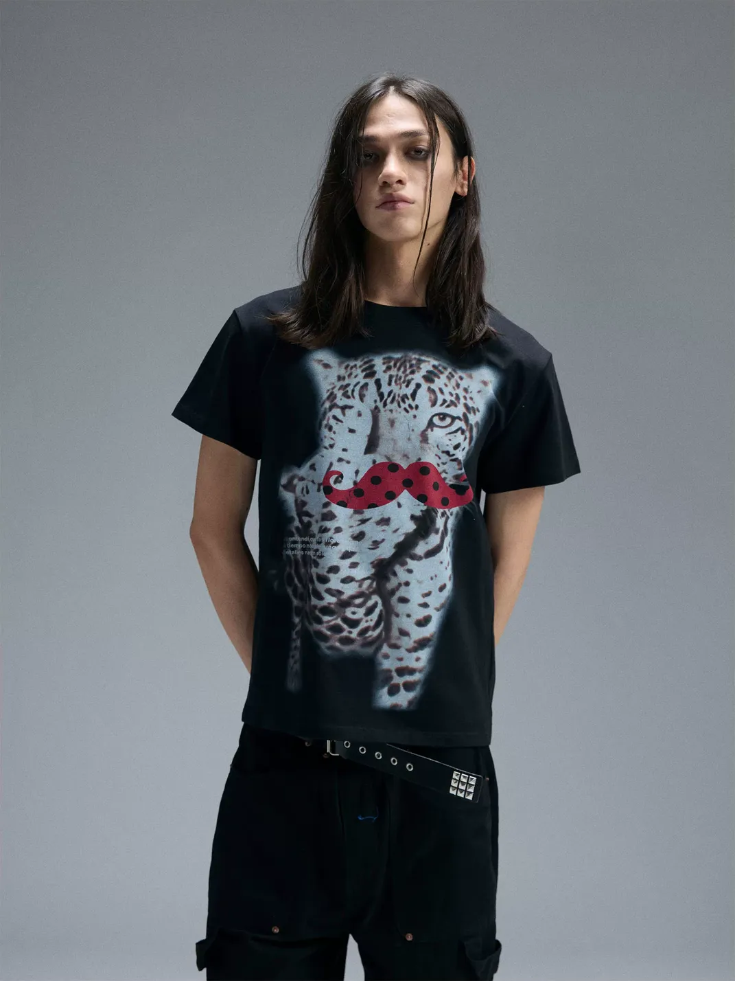 PAIKI | Leopard Mustache Print T-Shirt