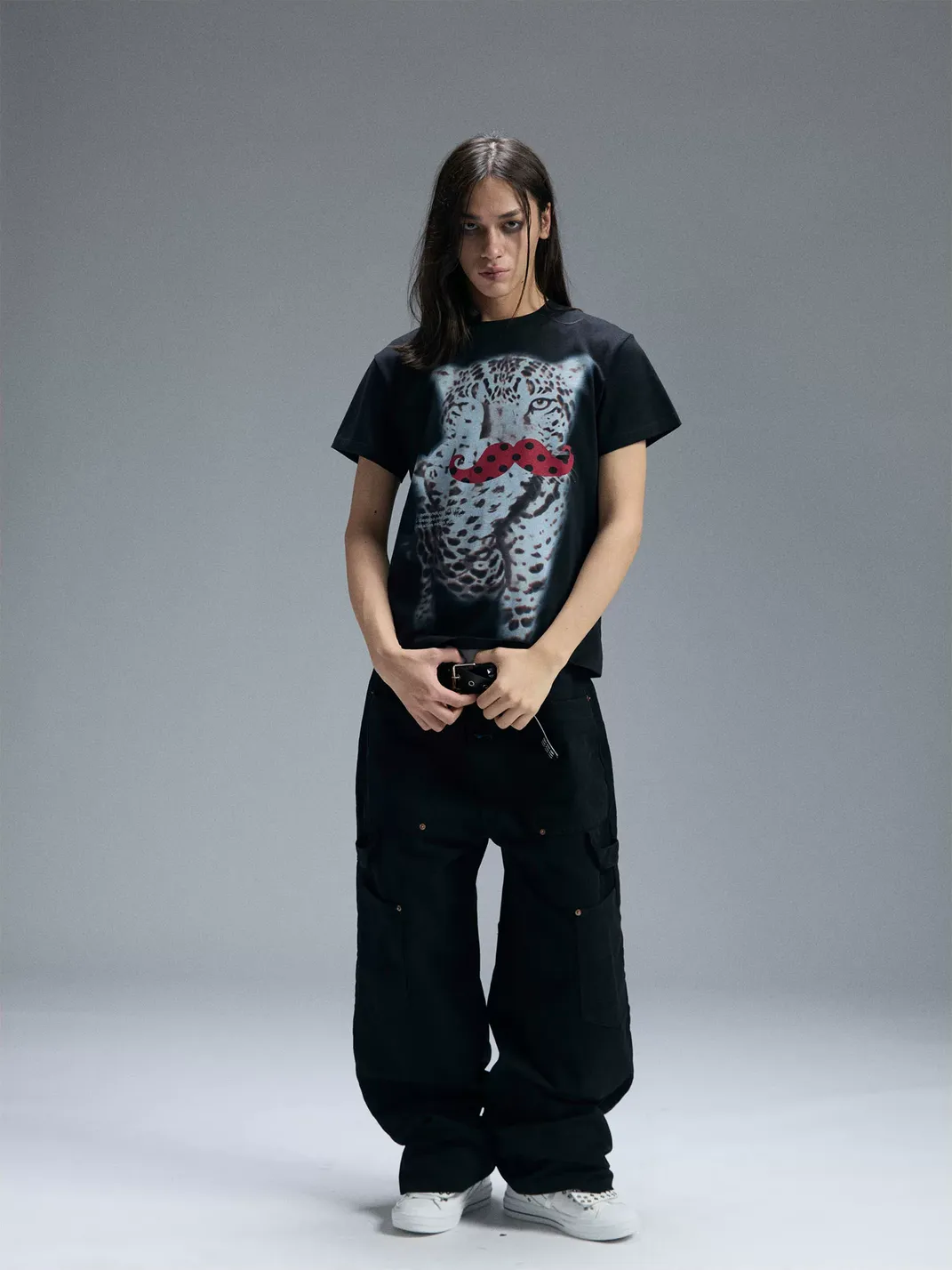 PAIKI | Leopard Mustache Print T-Shirt