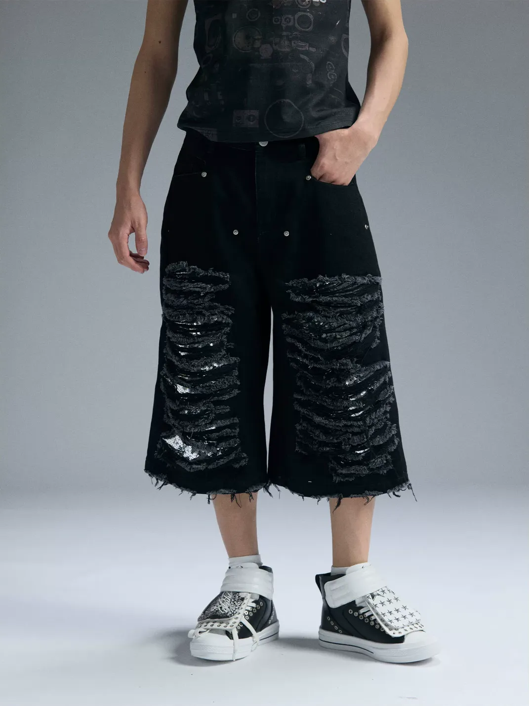 PAIKI | Sequin Distressed Jeans