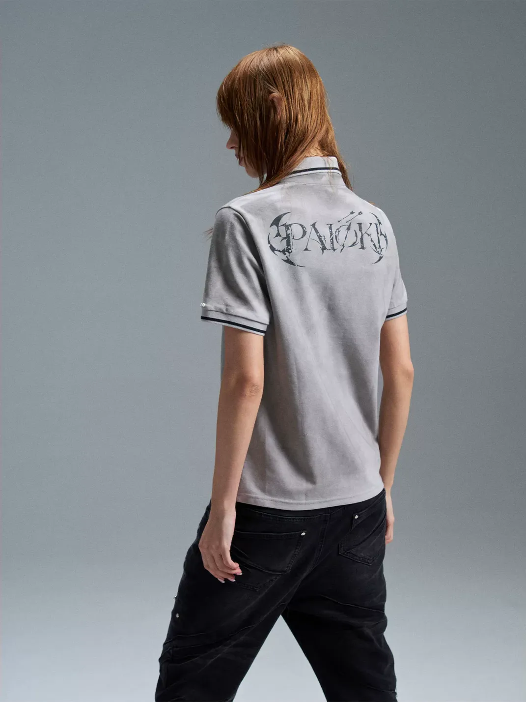 PAIKI | Twin Sword Castle Oil Painting Dirty Dye Pearl Studded T-Shirt