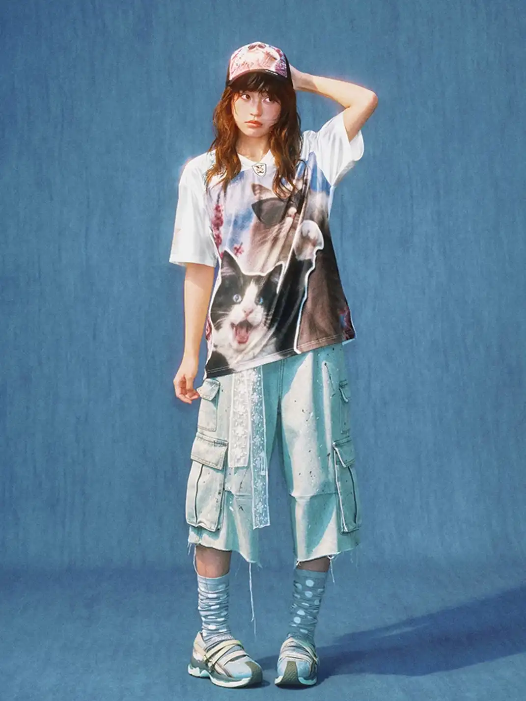 YADcrew | Cat Photo Patchwork V-Neck T-Shirt