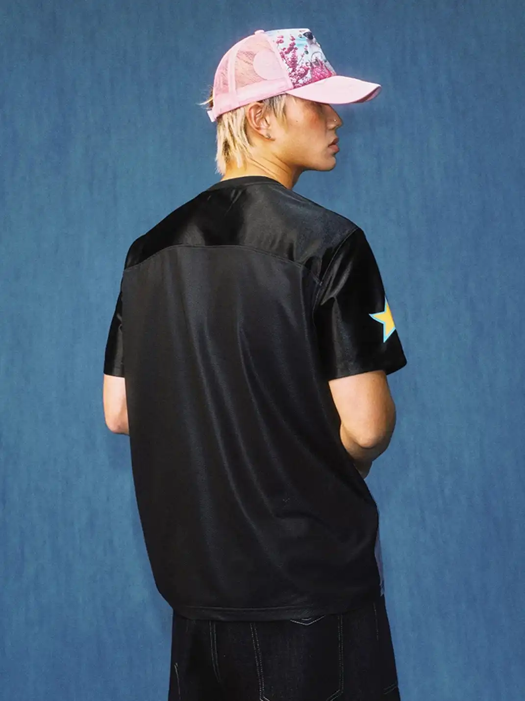 YADcrew | Cat Photo Patchwork V-Neck T-Shirt