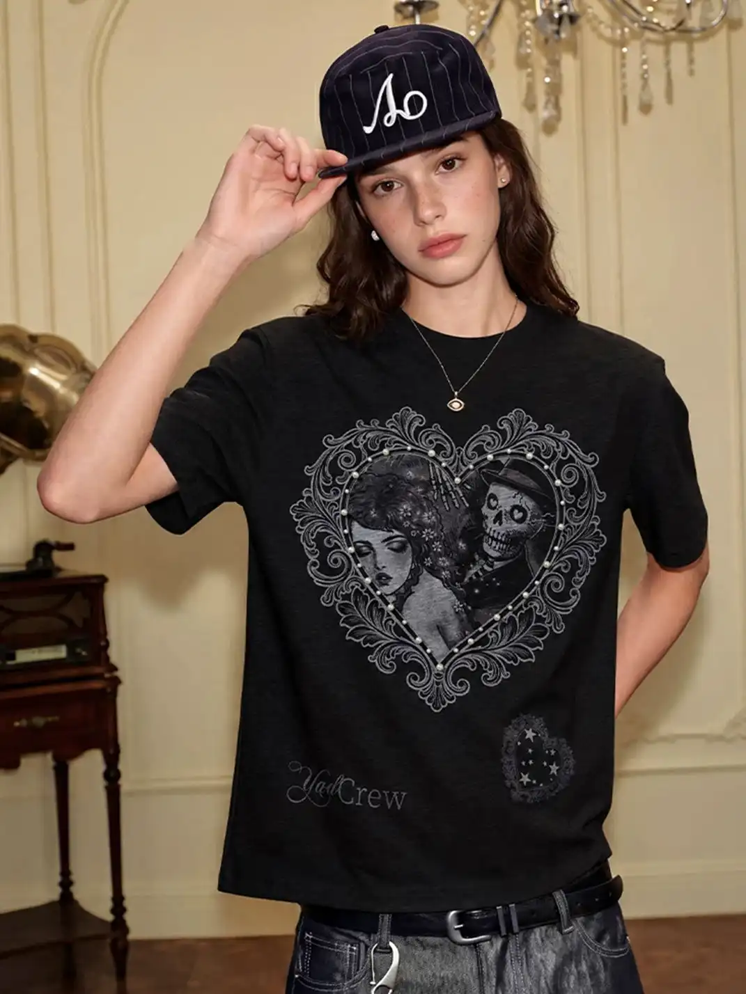 YADcrew | Skeleton Heart Graphic Print T-Shirt