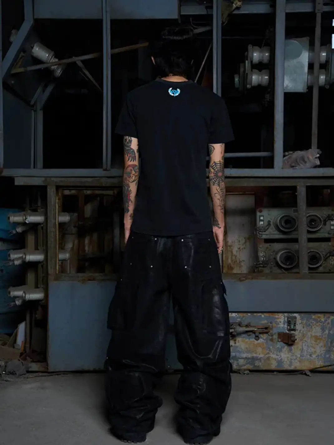 KARMANISTIC | Dirty Dye Flag Print Crew Neck T-Shirt