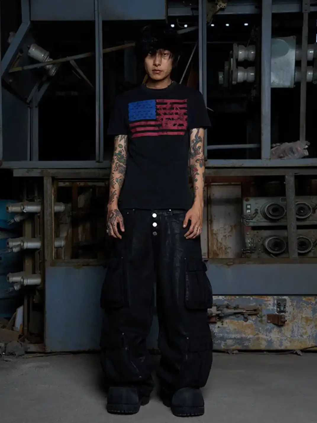 KARMANISTIC | Dirty Dye Flag Print Crew Neck T-Shirt