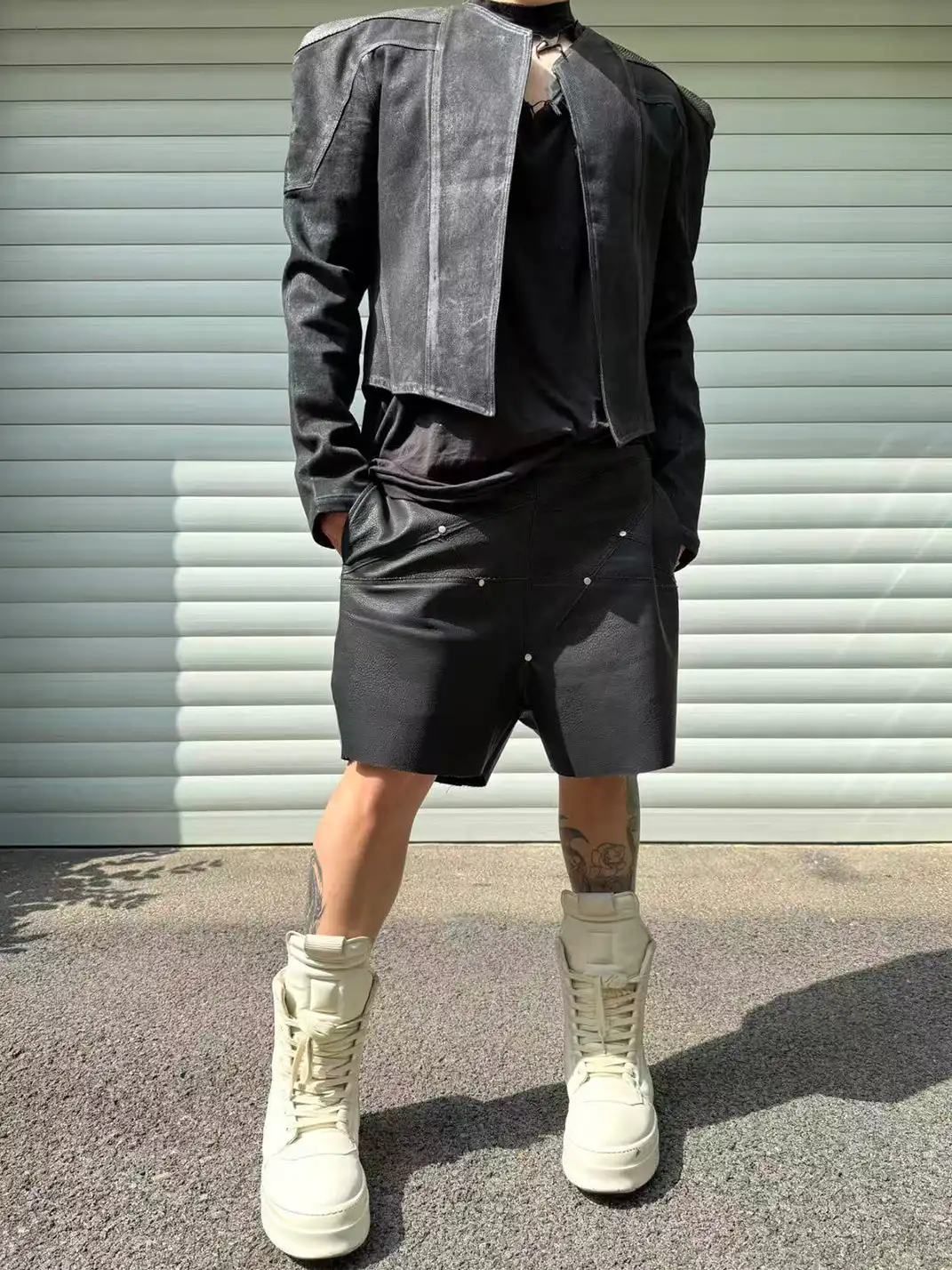 Disark | Matte Faux Cowhide Five-pointed Star Cut Shorts