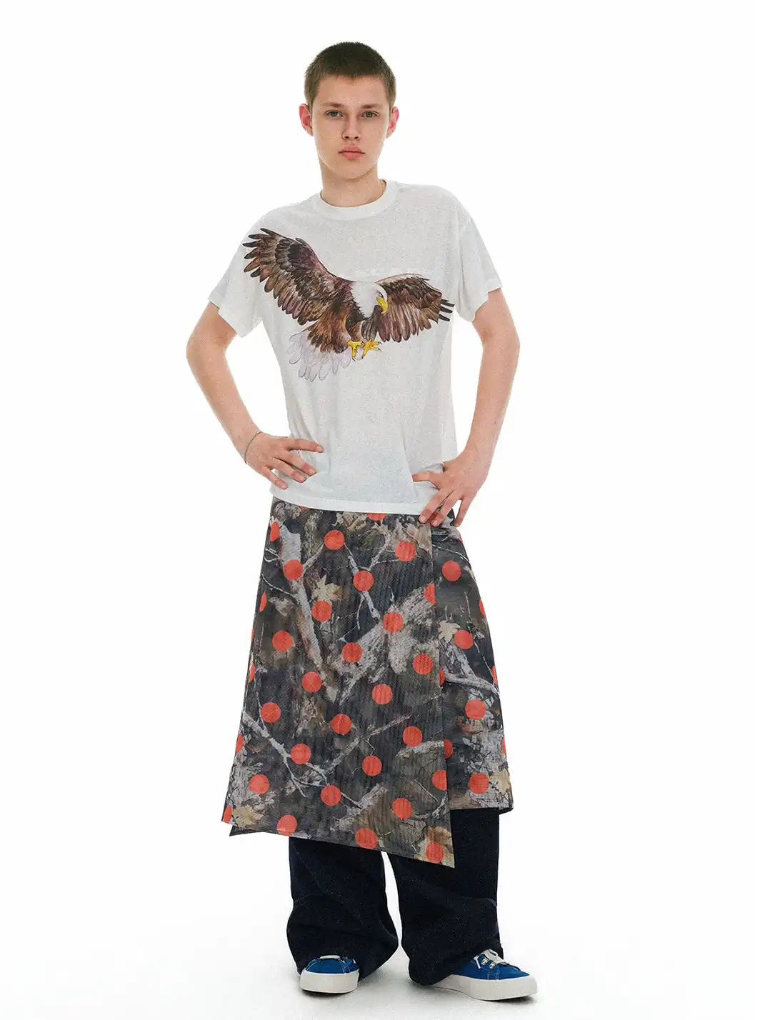 CRICLE CAGE | Bald Eagle Linen T-Shirt