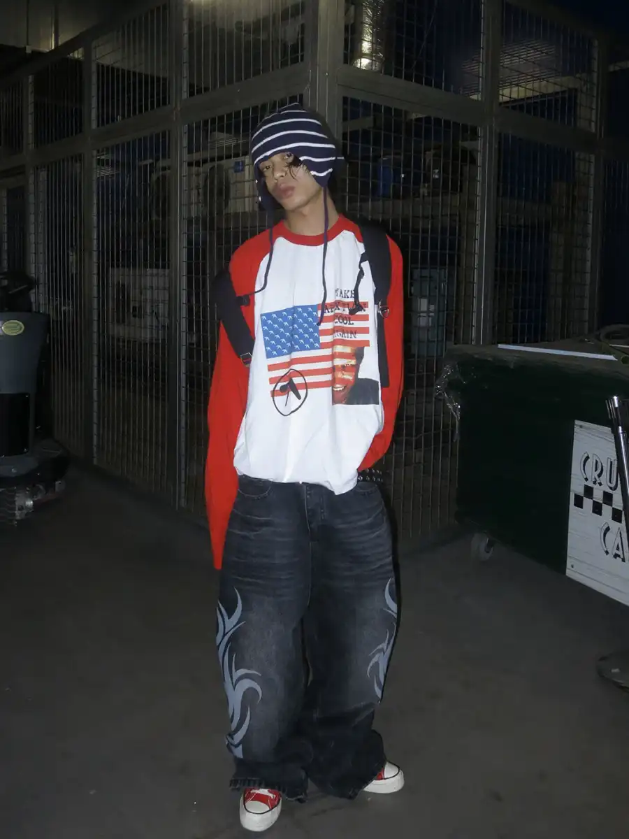 RAINMAKE | American Flag Graphic Raglan Long Sleeve T-Shirt - 4