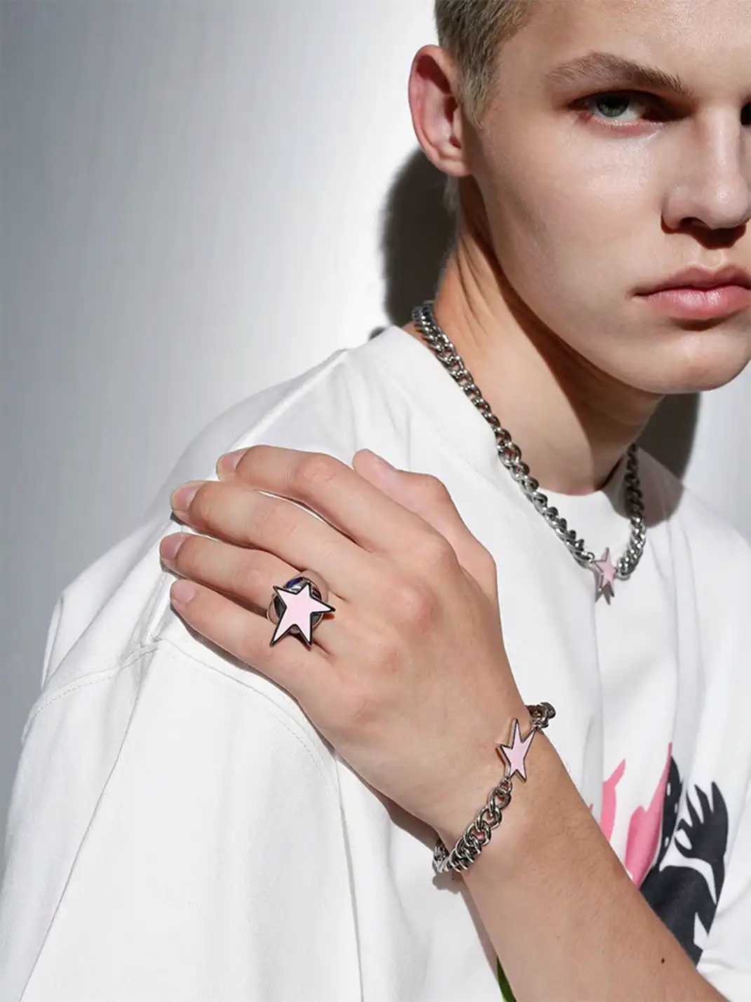 CHICHABOOM | Asymmetrical Five-pointed Star Titanium Steel Ring