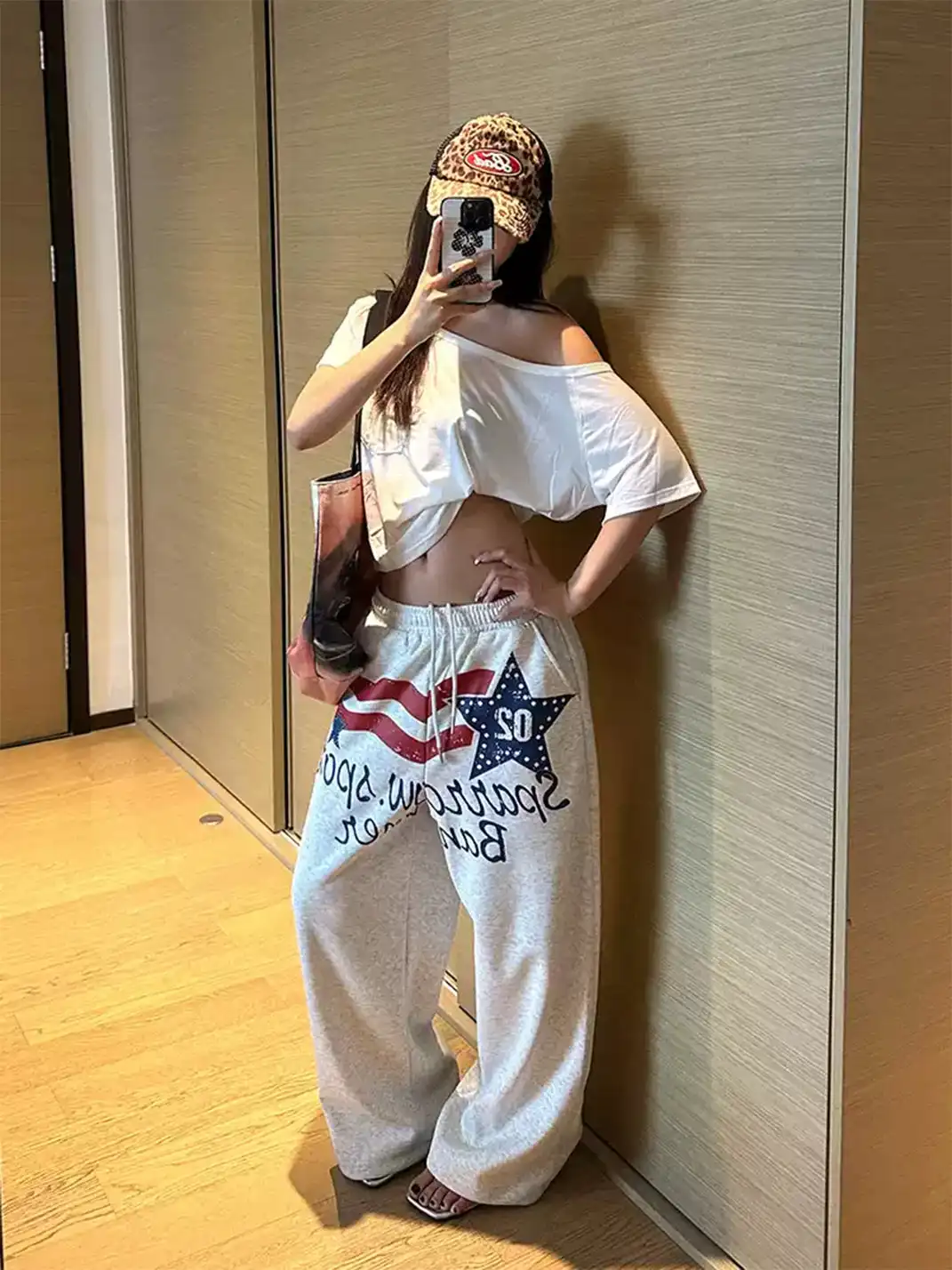 EAHO | Star & Letter Print Sweatpants