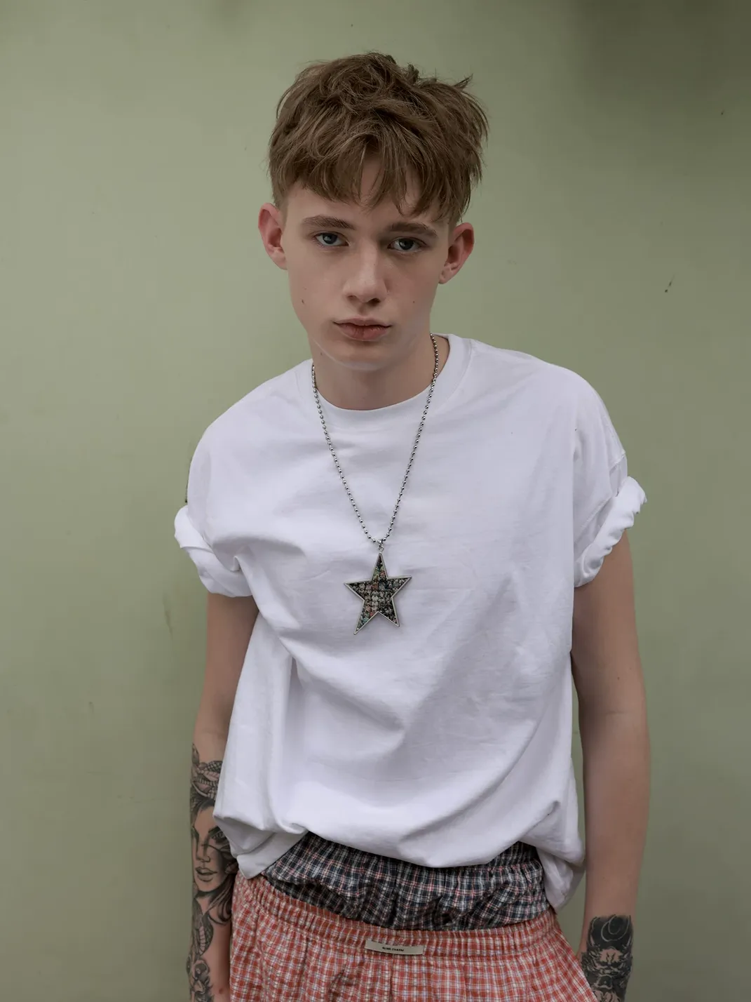 CHICHABOOM | Irregular Five-Pointed Star Pendant Ball Chain Necklace