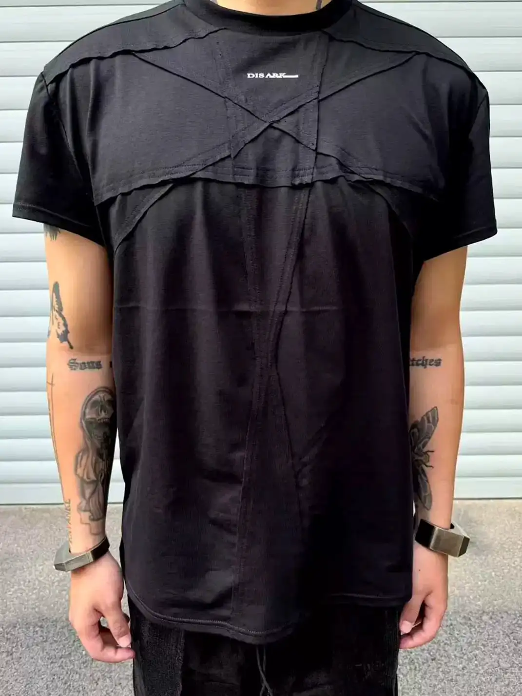 Disark | Pentagram Strap Rivet Short Sleeve T-Shirt