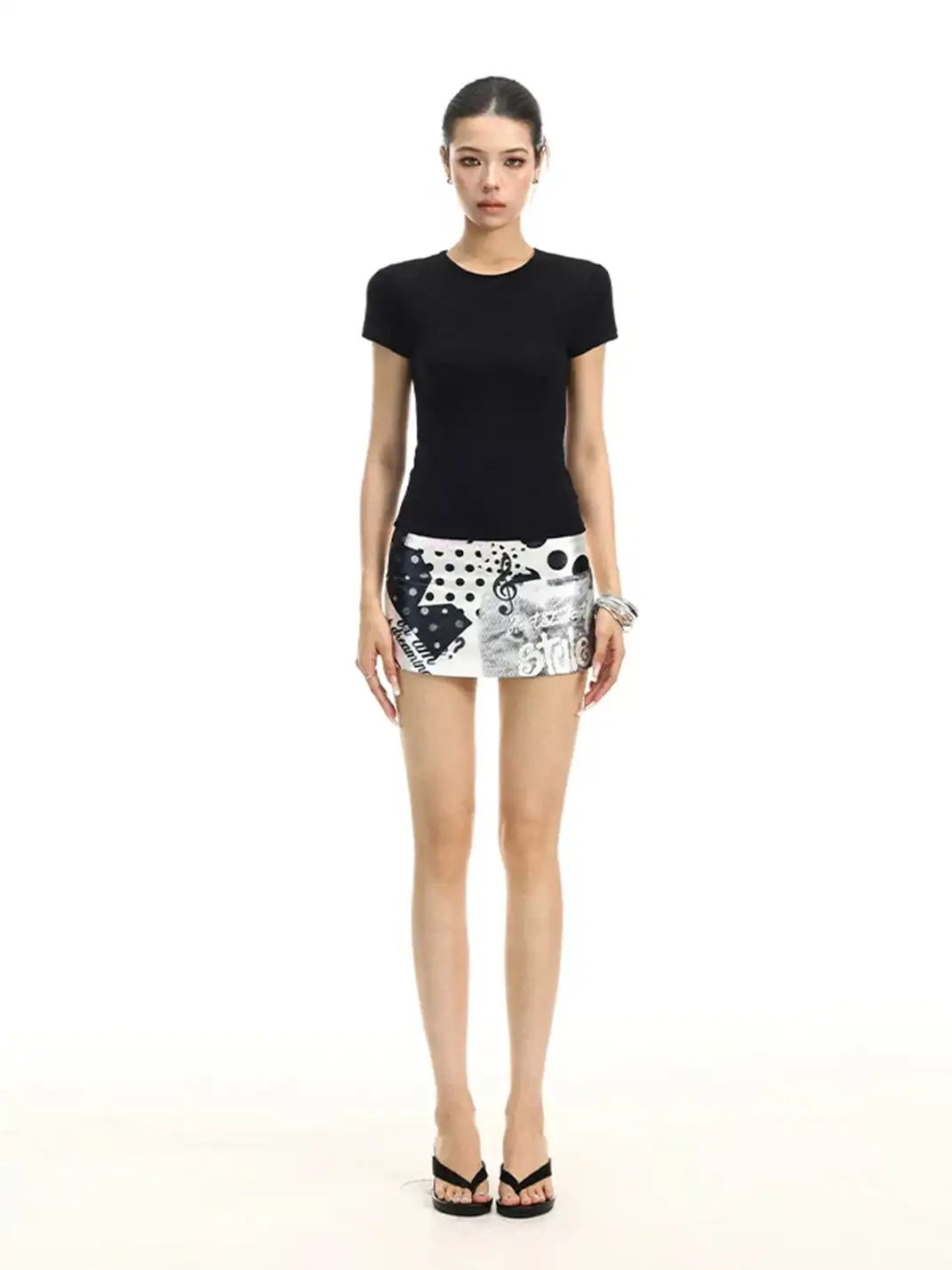 BIGGOLD | Graffiti Print Low-Waist Skirt
