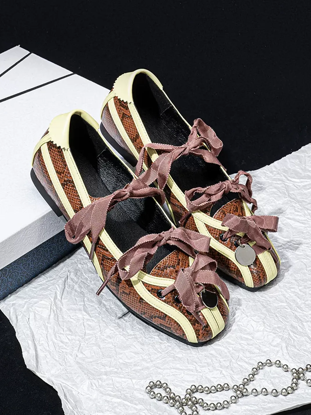 SISTER CURIE | Square Toe Crisscross Strap Ballet Mary Janes
