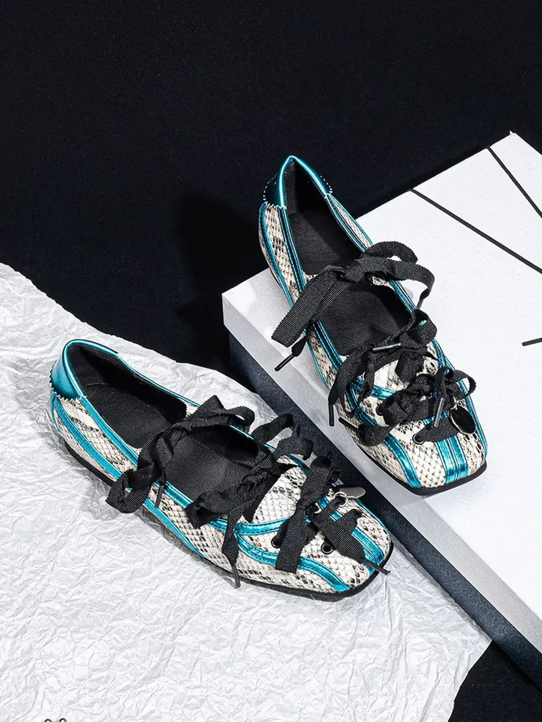 SISTER CURIE | Square Toe Crisscross Strap Ballet Mary Janes