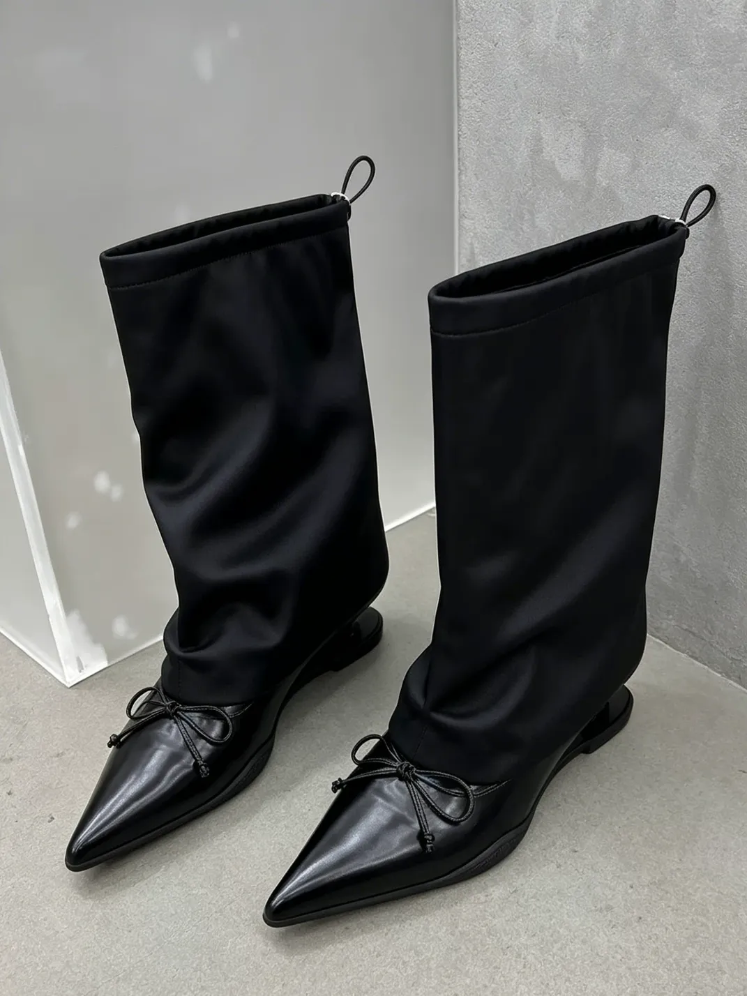 RONGRONG BABY | Satin Pointed Toe Ankle Boots