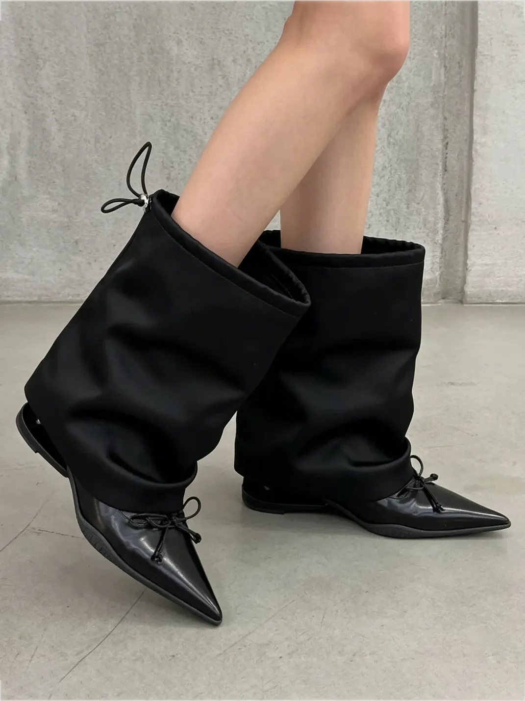 RONGRONG BABY | Satin Pointed Toe Ankle Boots