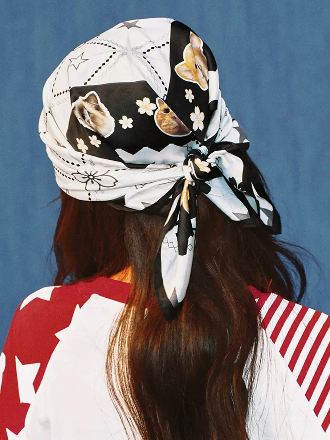 YADcrew | MEDM x YAD Co-Branded Healing Cute Pet Square Scarf